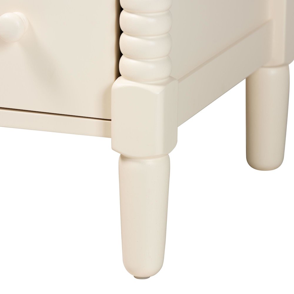 Braith Farmhouse Ivory Spindle Wood 7-Drawer Dresser