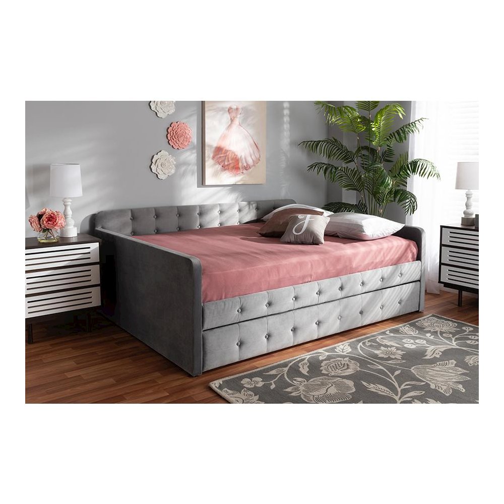 Button Tufted Full Size Daybed with Trundle