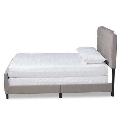 Transitional Grey Fabric Upholstered Button Tufted King Size Panel Bed