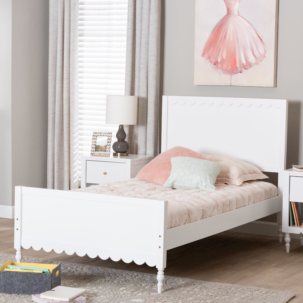 Roni Modern White Wood Full Platform Bed with Scalloped Edges
