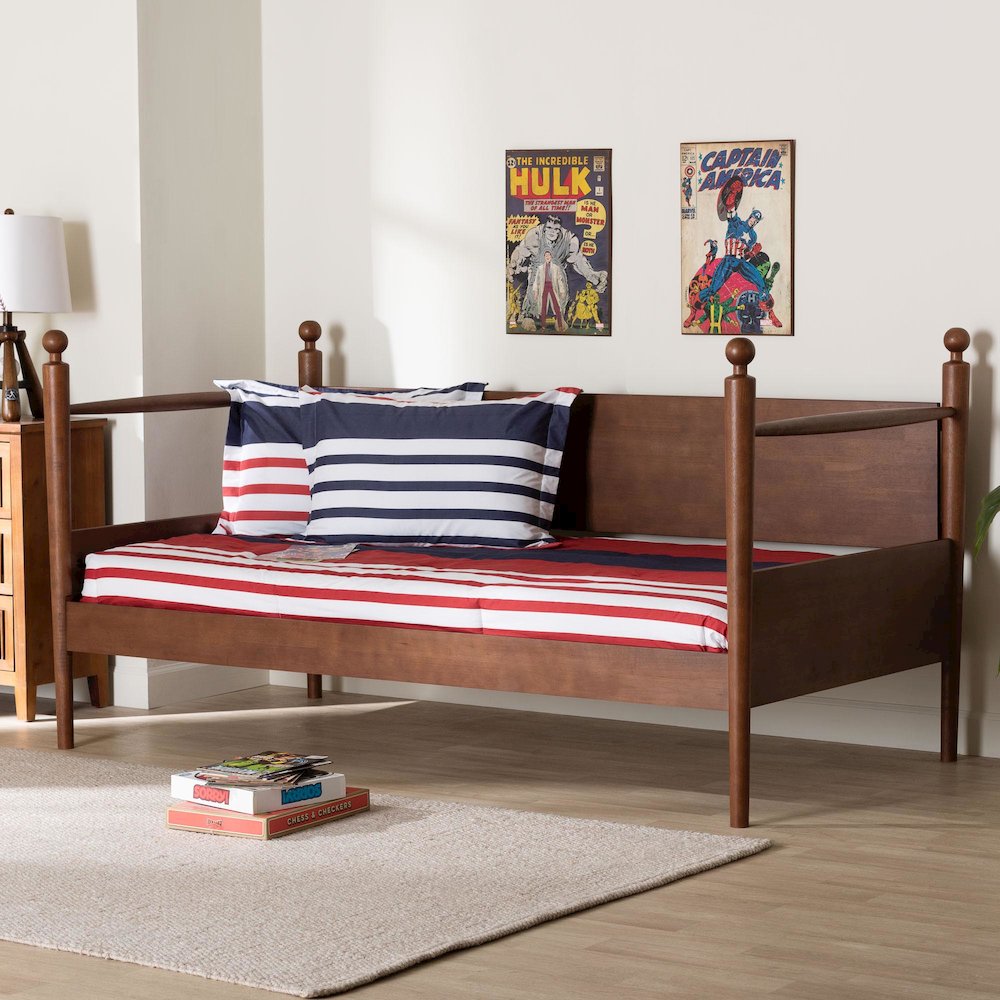 Daybed with Spindle Posts - Cottage-Style Bed Frame with Guardrail Back, Twin