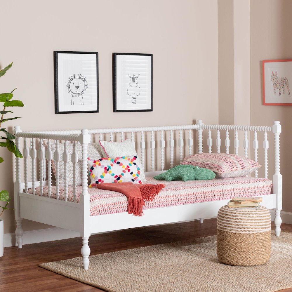 Daybed - Turned Sofa Bed with Spoked Frame Border, White, Twin