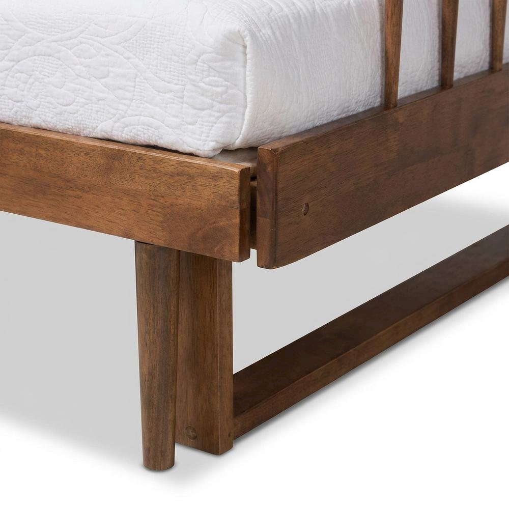 Rubberwood Expandable Twin to King Spindle Daybed, Transitional Style, Walnut