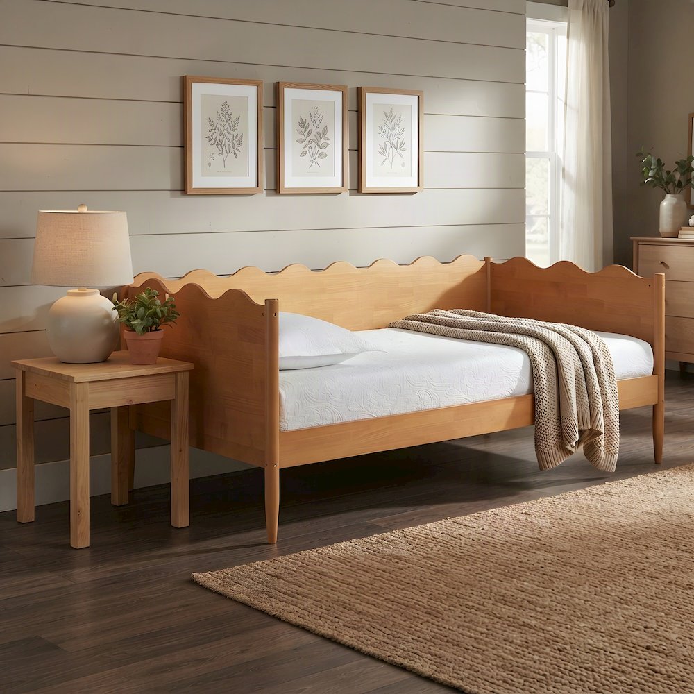 Solid Rubberwood Twin Daybed with Scalloped-Edge Wooden Back Panel, Oak Brown