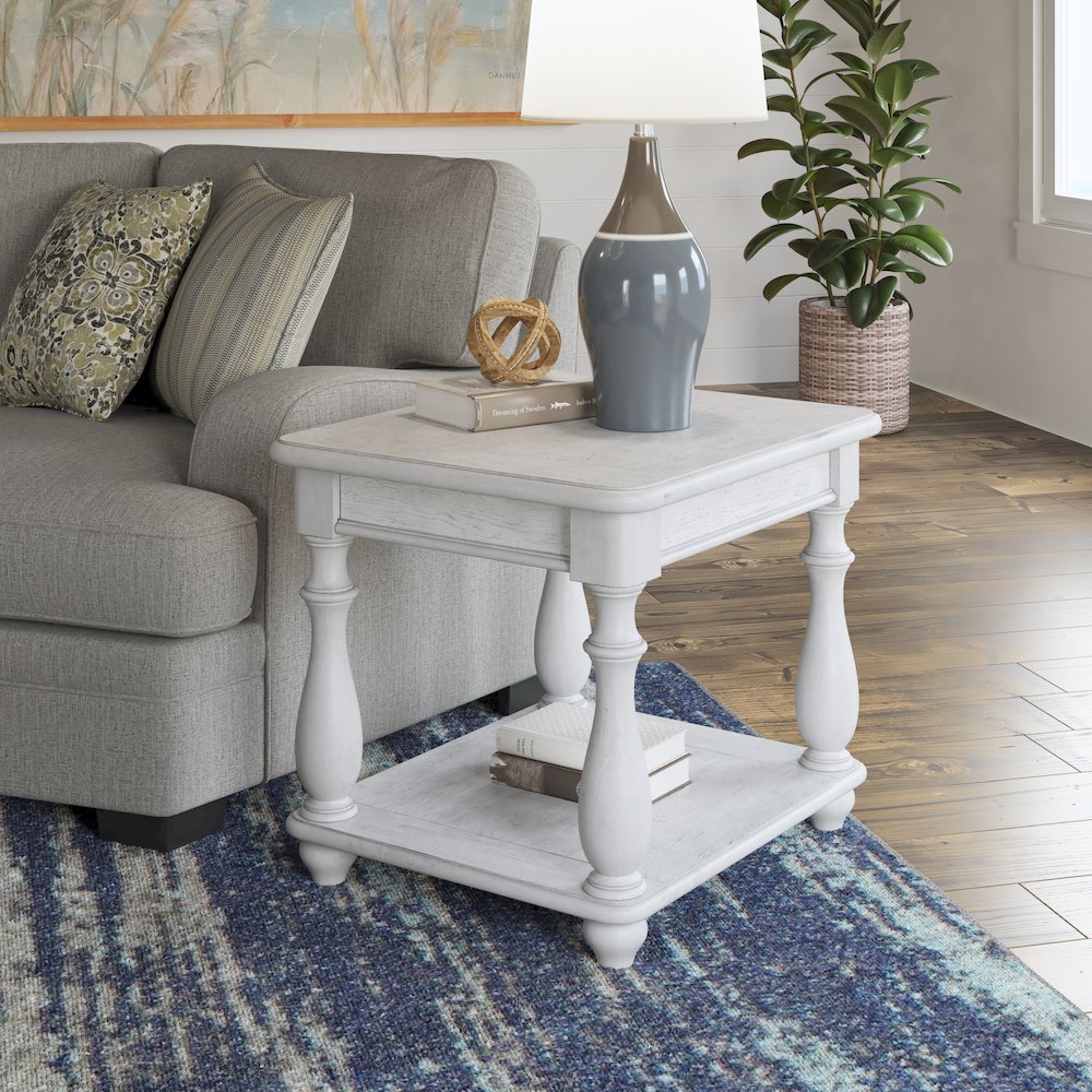 Wallce & Bay Mariano Oyster Shell Square End Table