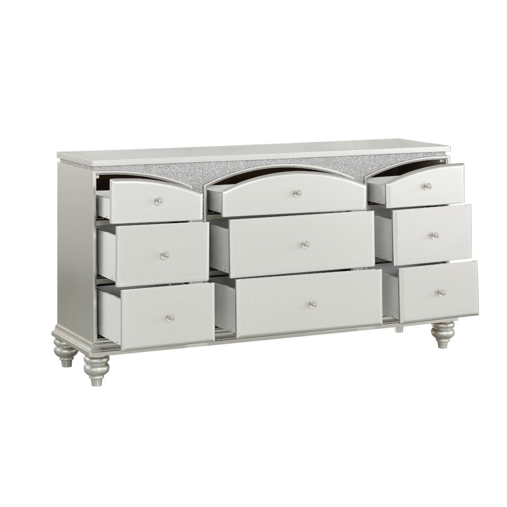 Maverick Dresser, Platinum