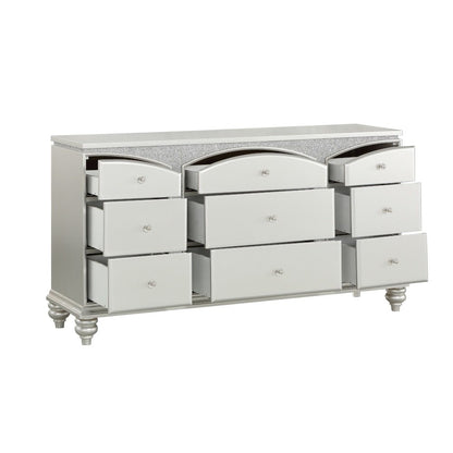 Maverick Dresser, Platinum