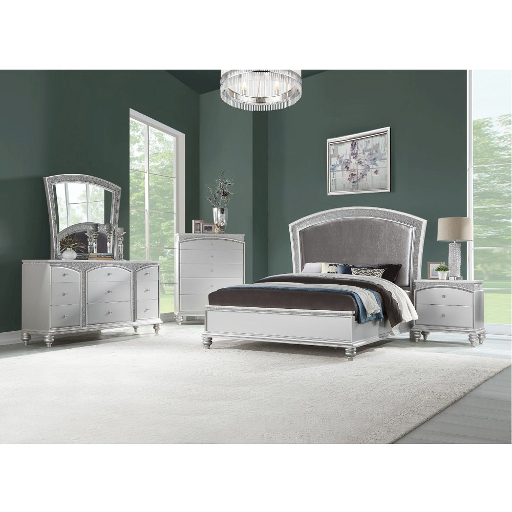 Maverick Dresser, Platinum