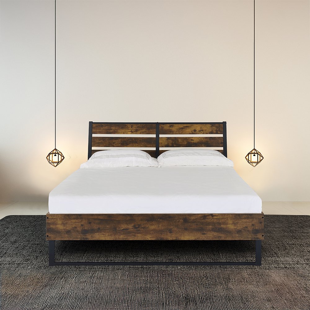 Juvanth Eastern King Bed, Rustic Oak & Black