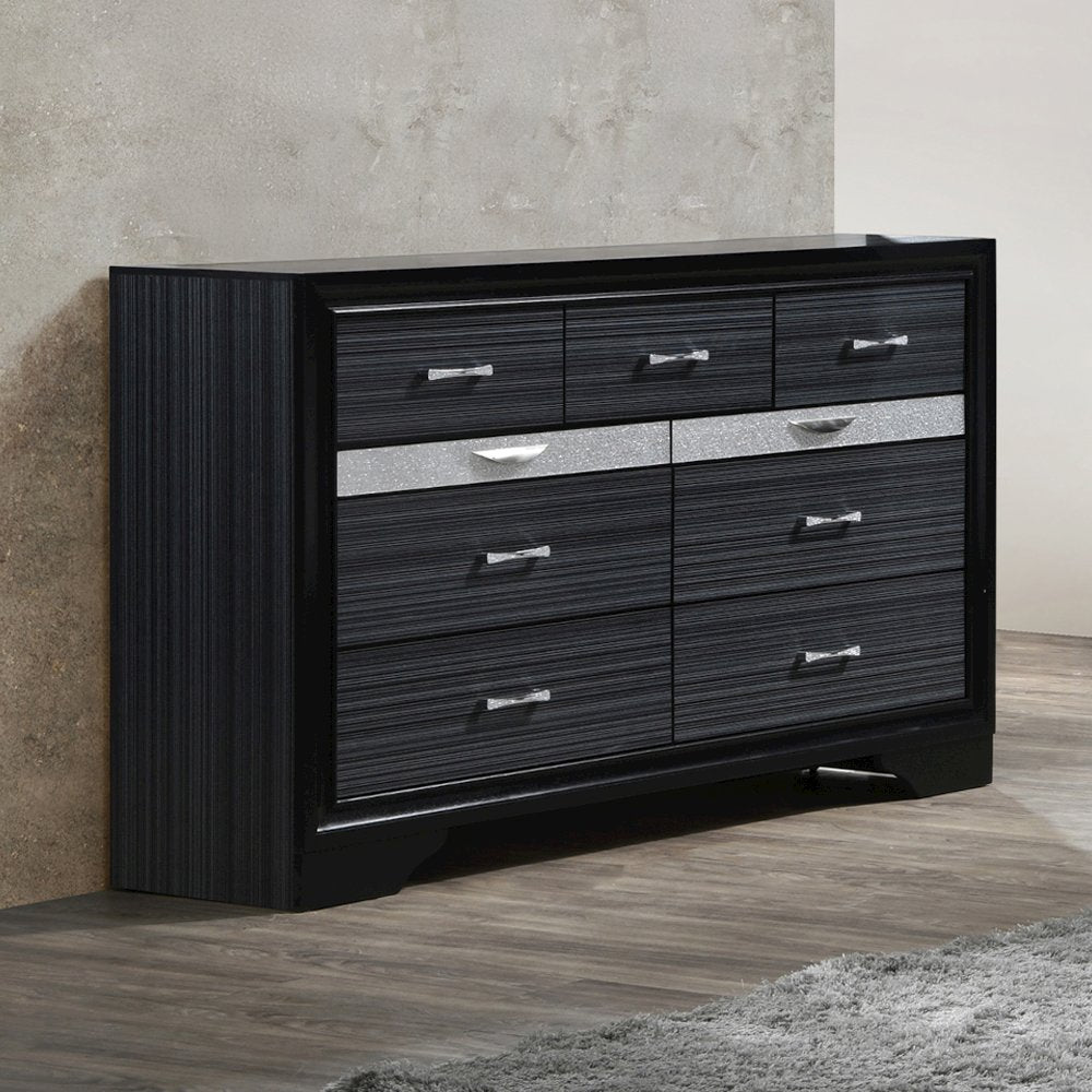 Naima Dresser, Black