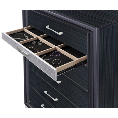 Naima Dresser, Black