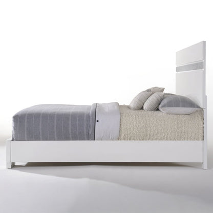 Naima II Eastern King Bed, White High Gloss