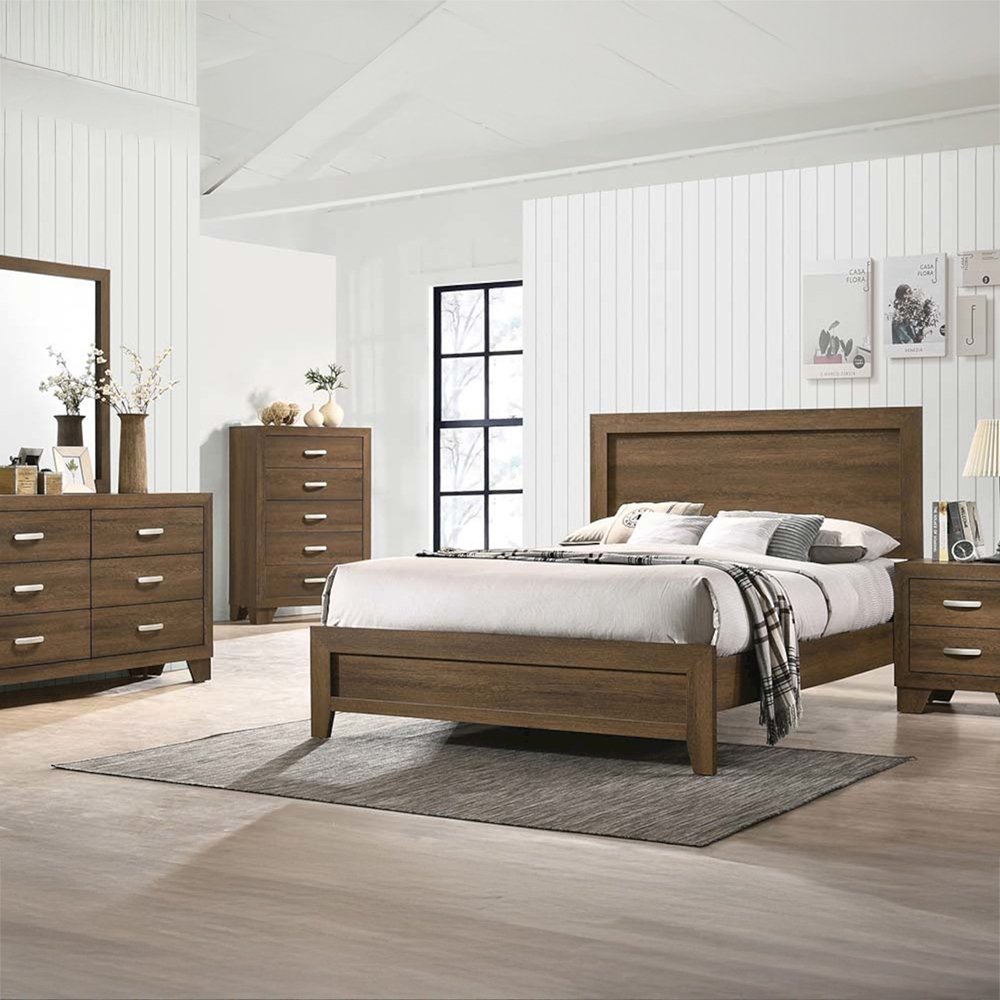 Miquell Eastern King Bed, Oak