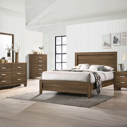 Miquell Eastern King Bed, Oak