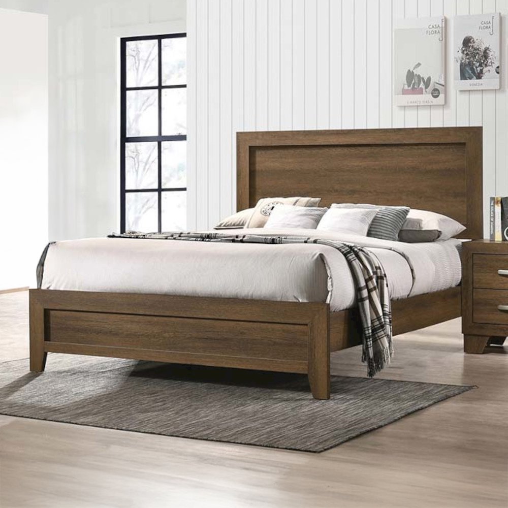 Miquell Queen Bed, Oak
