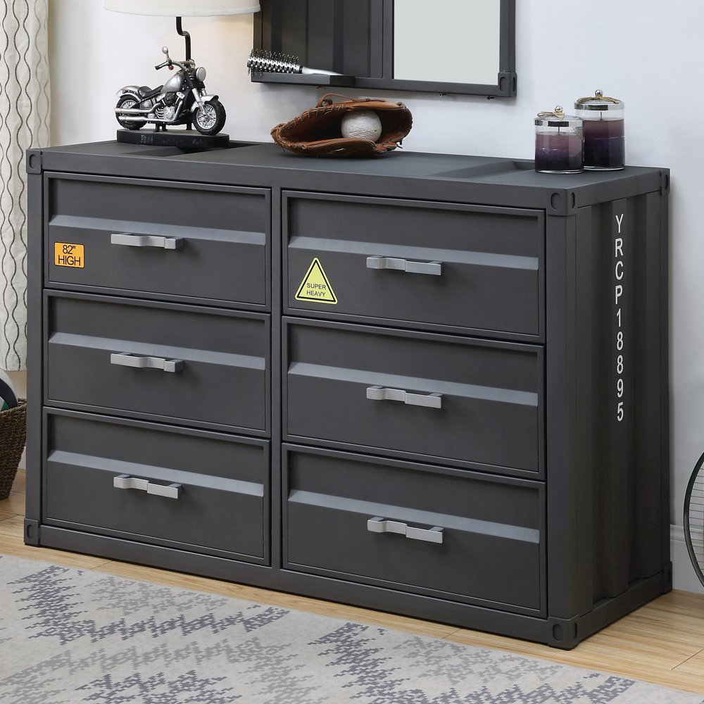 Cargo Dresser, Gunmetal