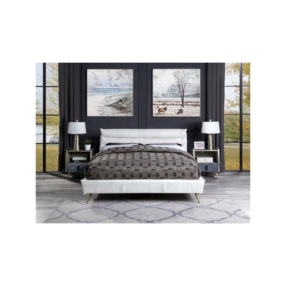 Doris Queen Bed, Vintage White Top Grain Leather