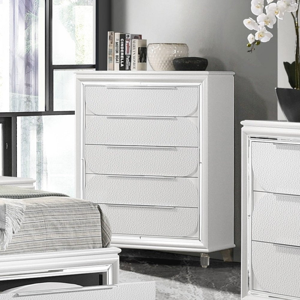 Tarian Chest, Pearl White