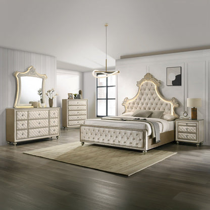 Lucienne Dresser, Beige Velvet