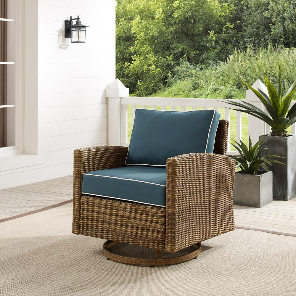 Bradenton Wicker Swivel Rocker Outdoor Chair