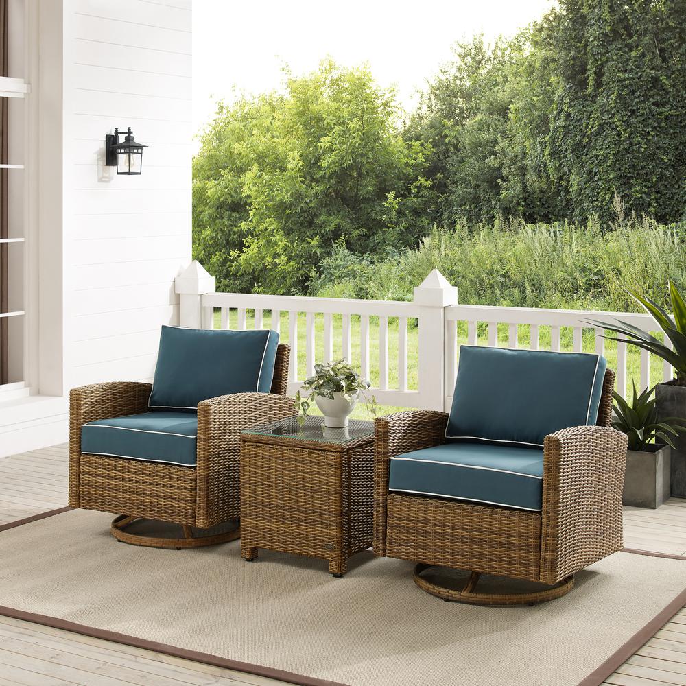 Bradenton 3Pc Wicker Swivel Rocker Outdoor Chair Set, Side Table & 2 Rockers