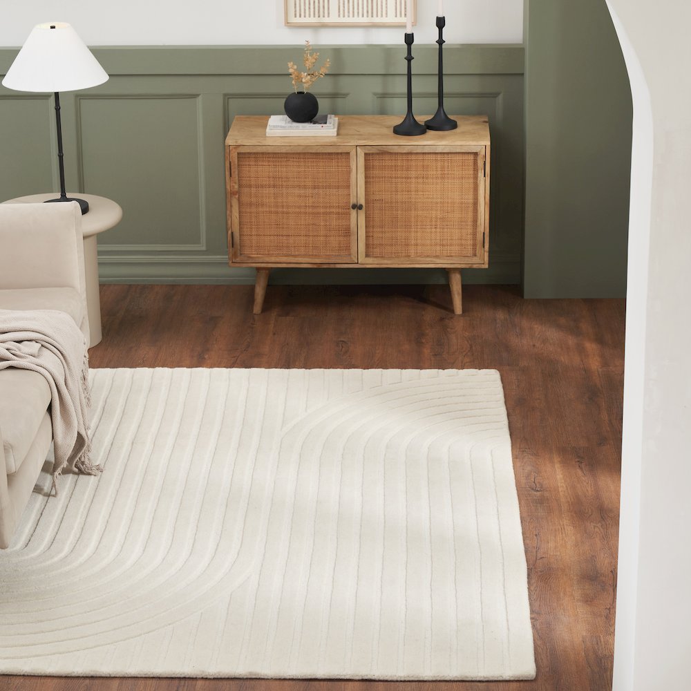 Cantu 5'3" x 7'3" ft Handwoven Indoor Rug, Ivory