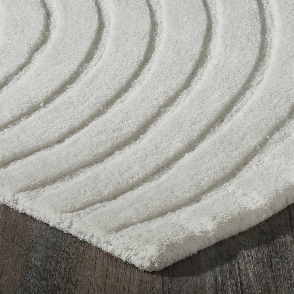 Cantu 5'3" x 7'3" ft Handwoven Indoor Rug, Ivory