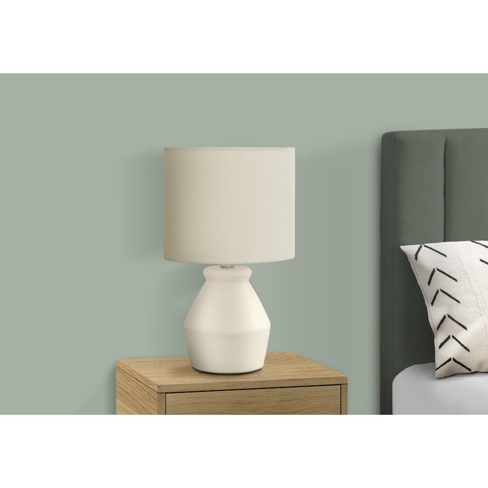 Lighting, 17"H, Table Lamp, Cream Ceramic, Ivory / Cream Shade, Modern
