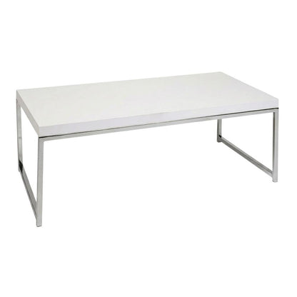 Modern Wooden Coffee Table with Sturdy Construction and Light Finish