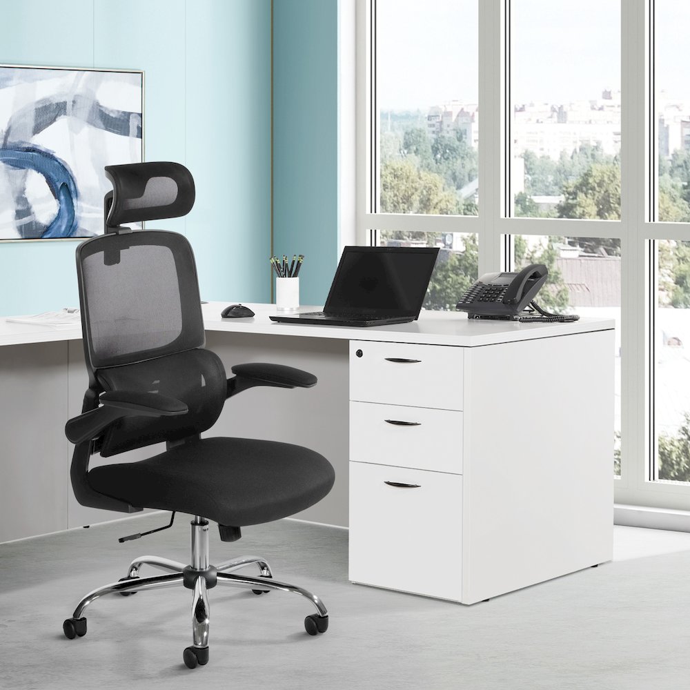 Mesh Back Manager’s Chair with Headrest