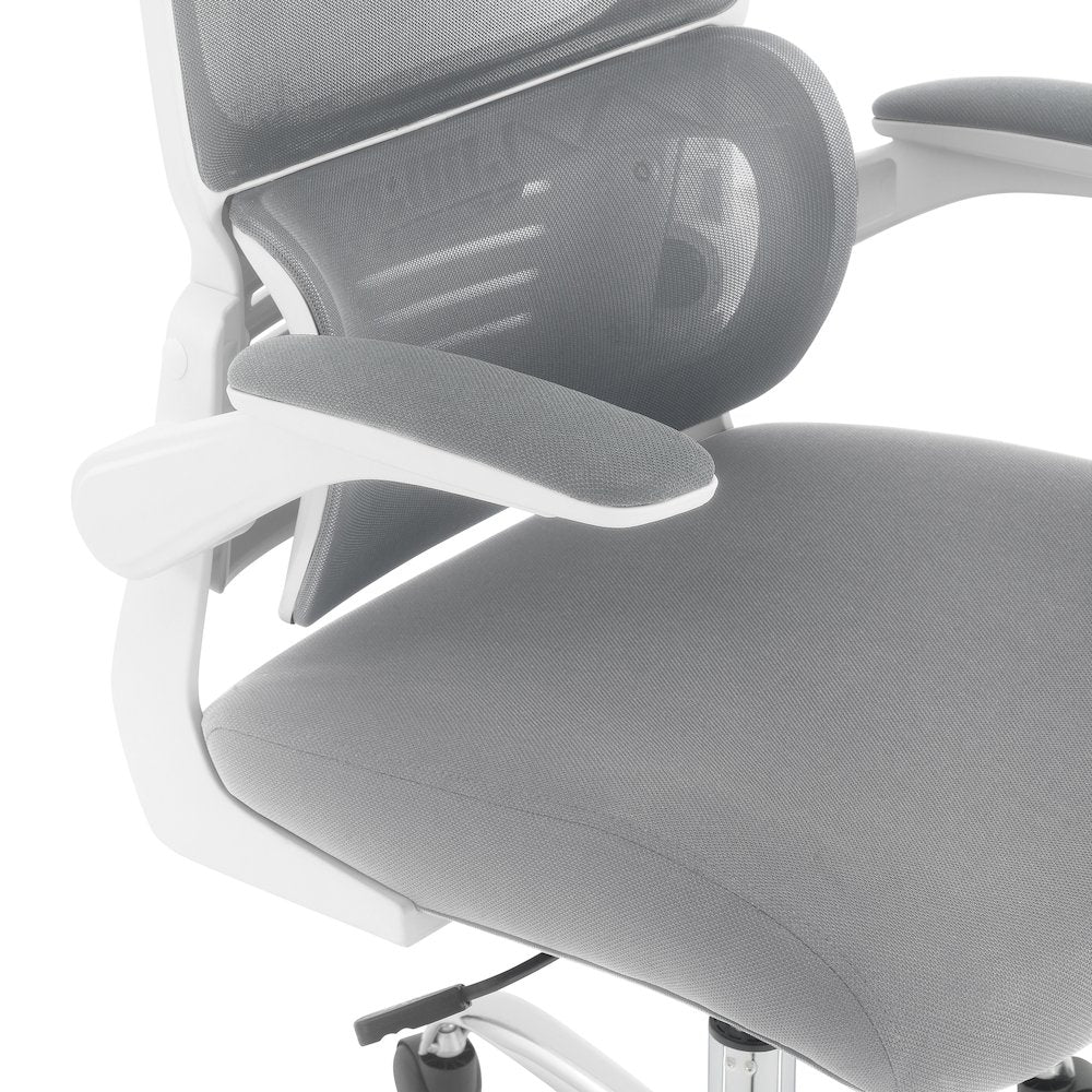 Mesh Back Manager’s Chair with Headrest