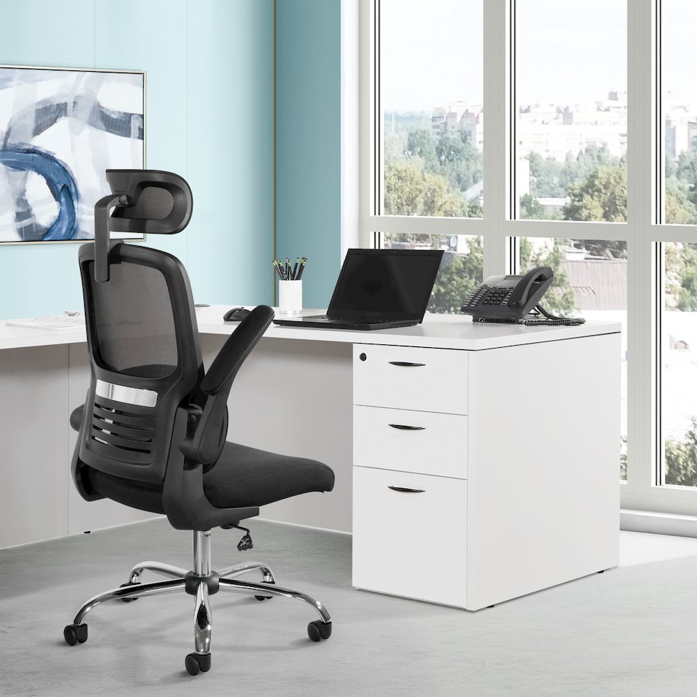 Mesh Back Manager’s Chair with Headrest