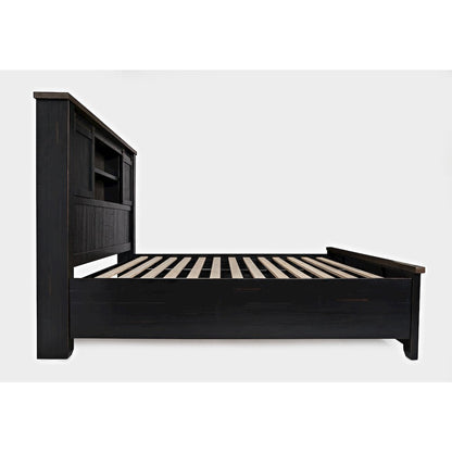 Madison County Rustic Reclaimed Pine Farmhouse Queen Barn Door Bed