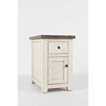 Madison County Rustic Reclaimed Pine Farmhouse Chairside Table
