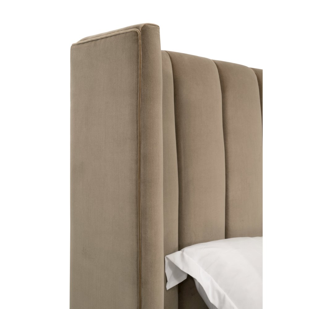 Stitch & Hand - Dining & Bedroom Transitional Chandler Queen Bed