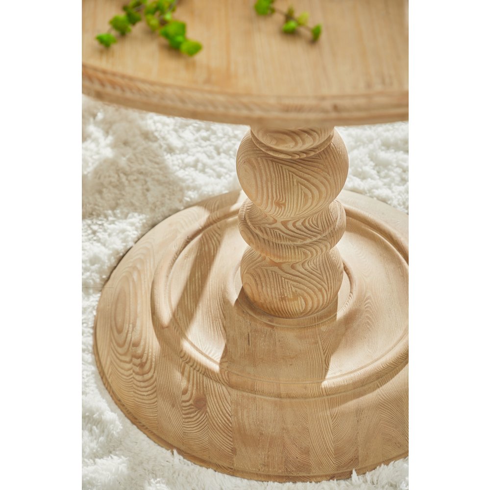 Bella Antique Transitional Chelsea 42" Round Dining Table