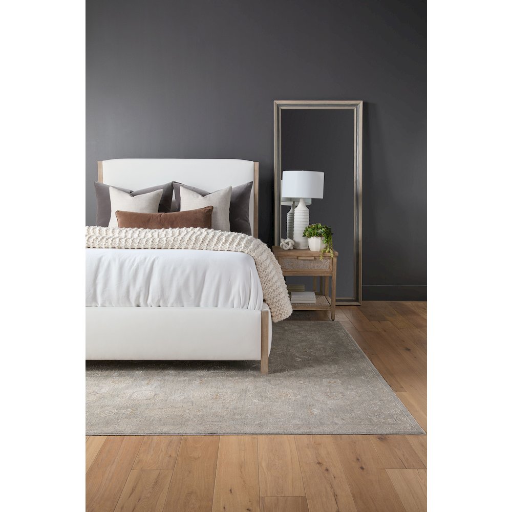 Traditions Transitional Emmett Queen Bed