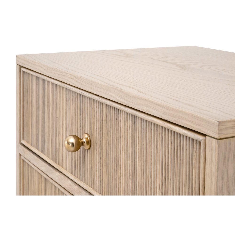 Bronze Bay Transitional Highland 2-Drawer Nightstand