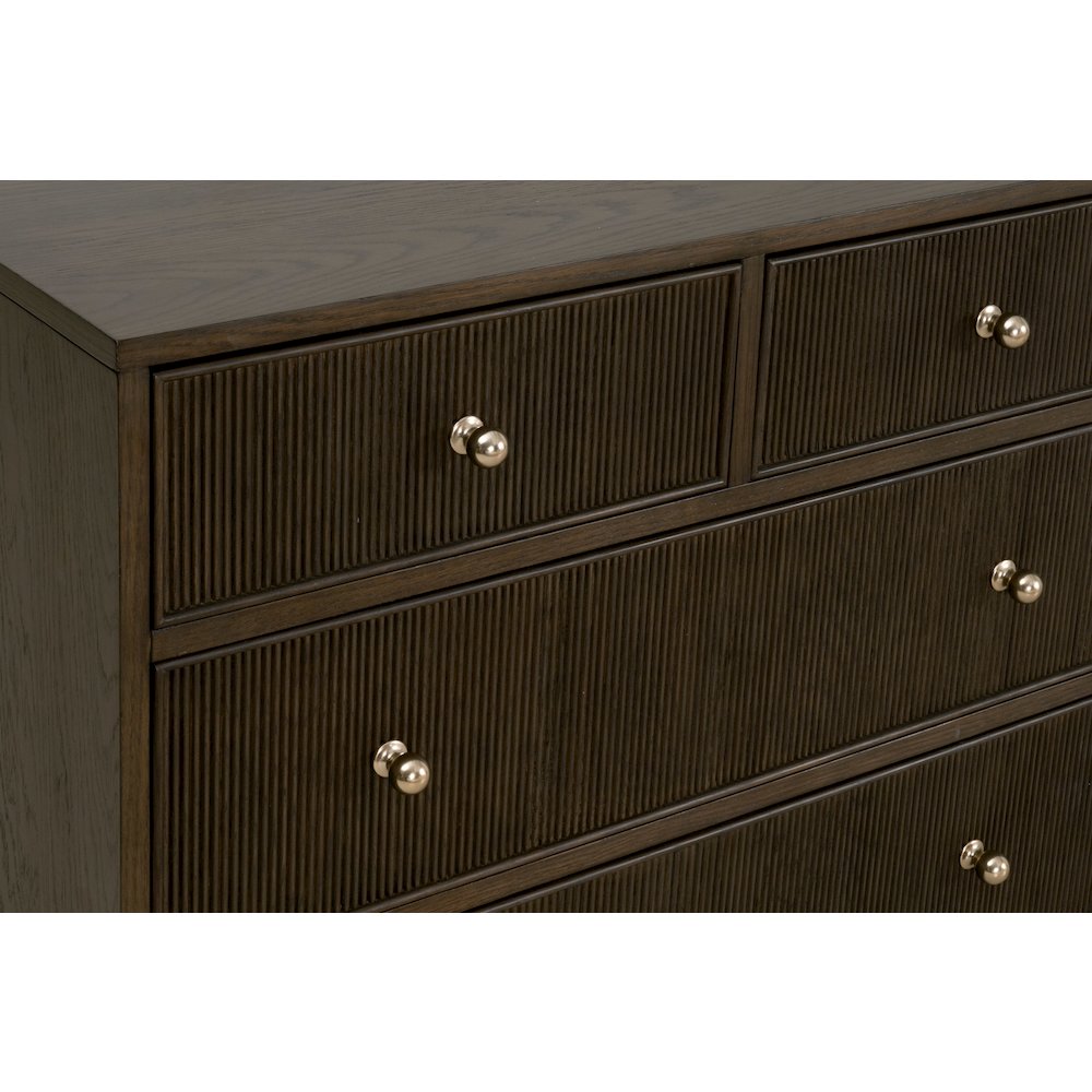 Bronze Bay Transitional Highland 8-Drawer Double Dresser