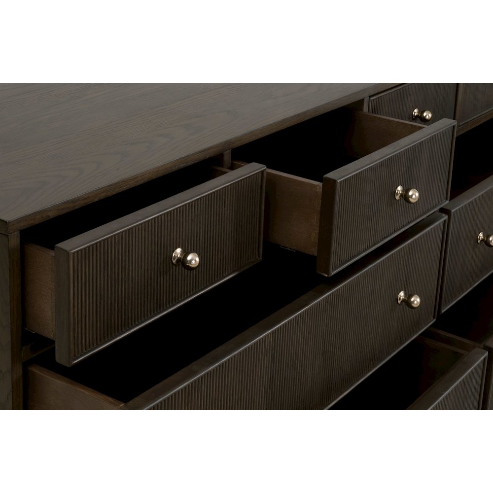 Bronze Bay Transitional Highland 8-Drawer Double Dresser