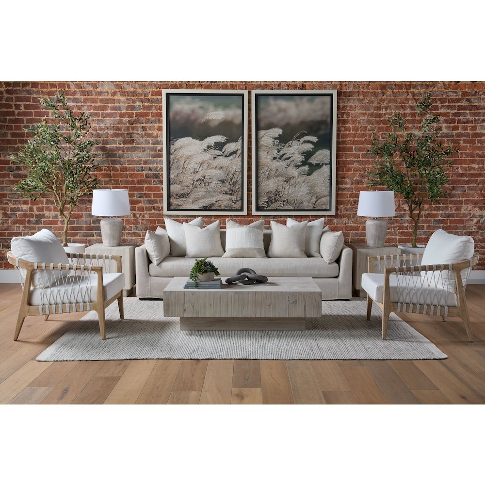 Bella Antique Transitional Montauk Coffee Table