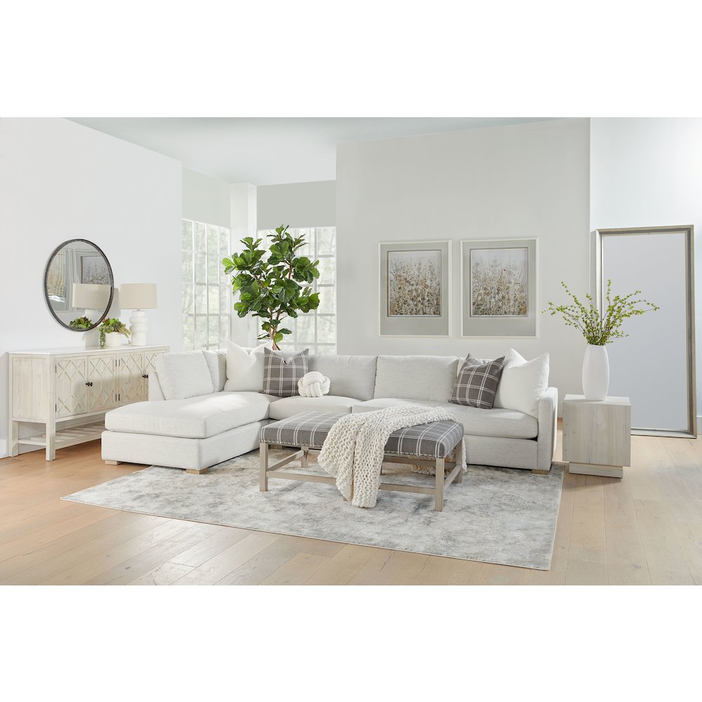 Bella Antique Transitional Montauk End Table