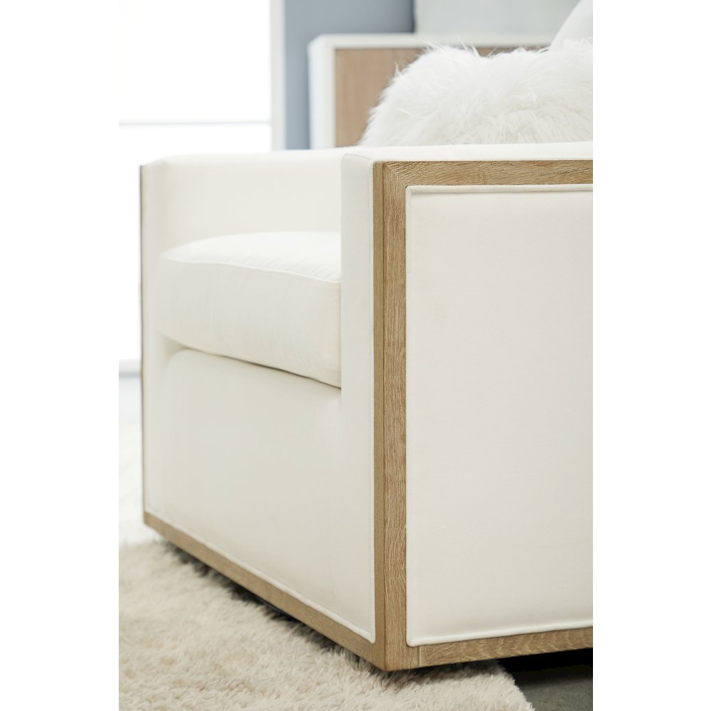 Stitch & Hand - Dining & Bedroom Transitional Paxton Swivel Club Chair