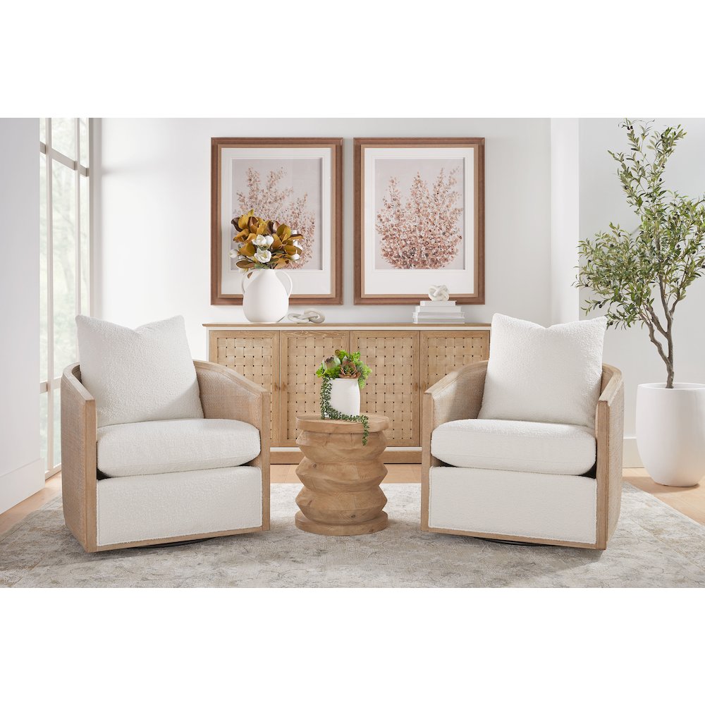 Bella Antique Transitional Pier Accent Table