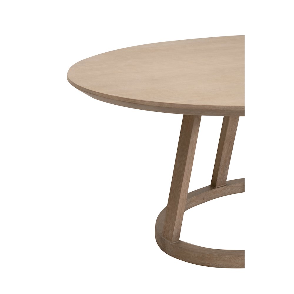 Bella Antique Transitional Reeves Oval Dining Table