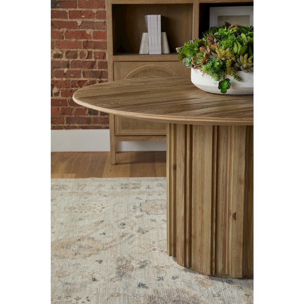 Bella Antique Transitional Roma 54" Round Dining Table