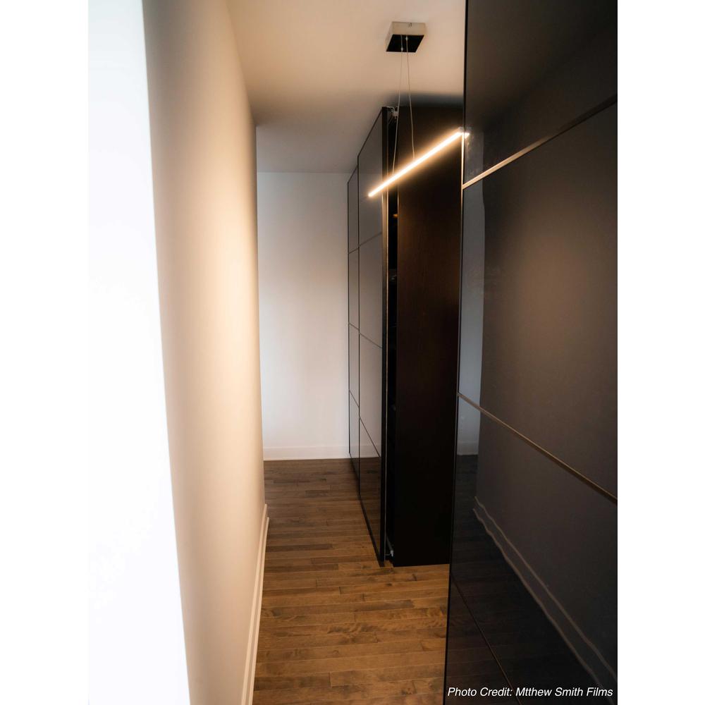 30W Horiz Pendant PC, WH Acrylic Diffuser