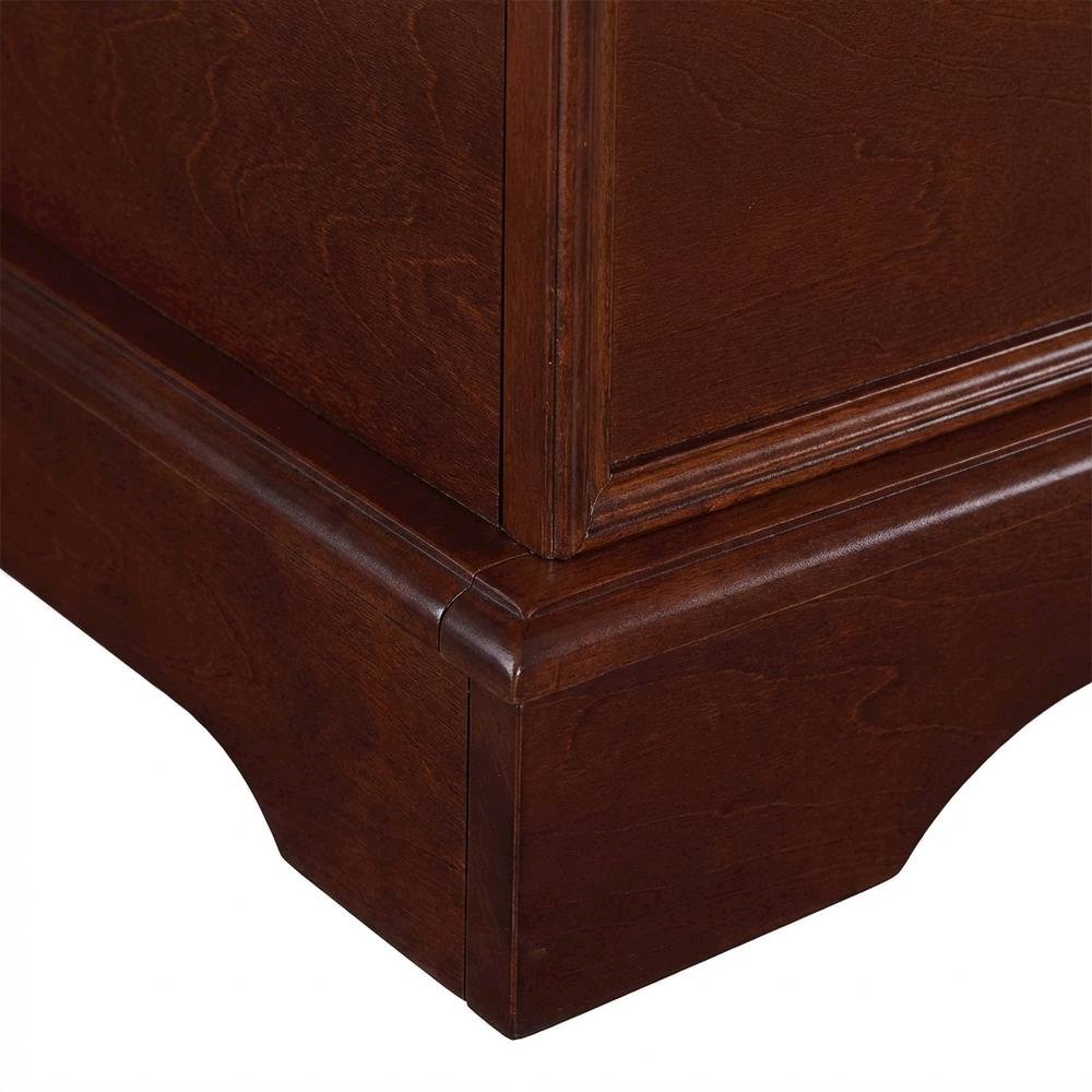Warm Brown Cedar Chest Storage Bench, 40 Inch, Traditional Style