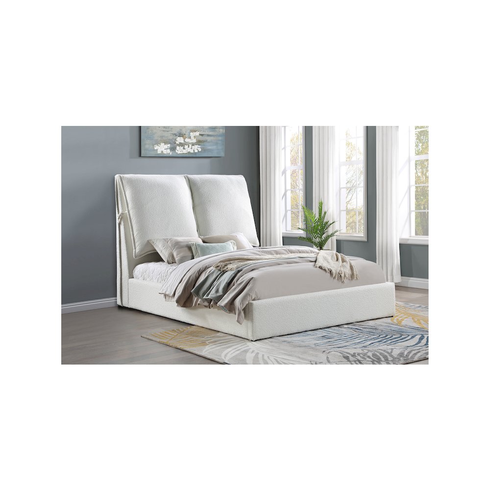 Gwendoline Upholstered Queen Panel Bed White