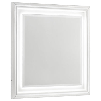 Cassia 4-piece Queen LED Bedroom Set White High Gloss